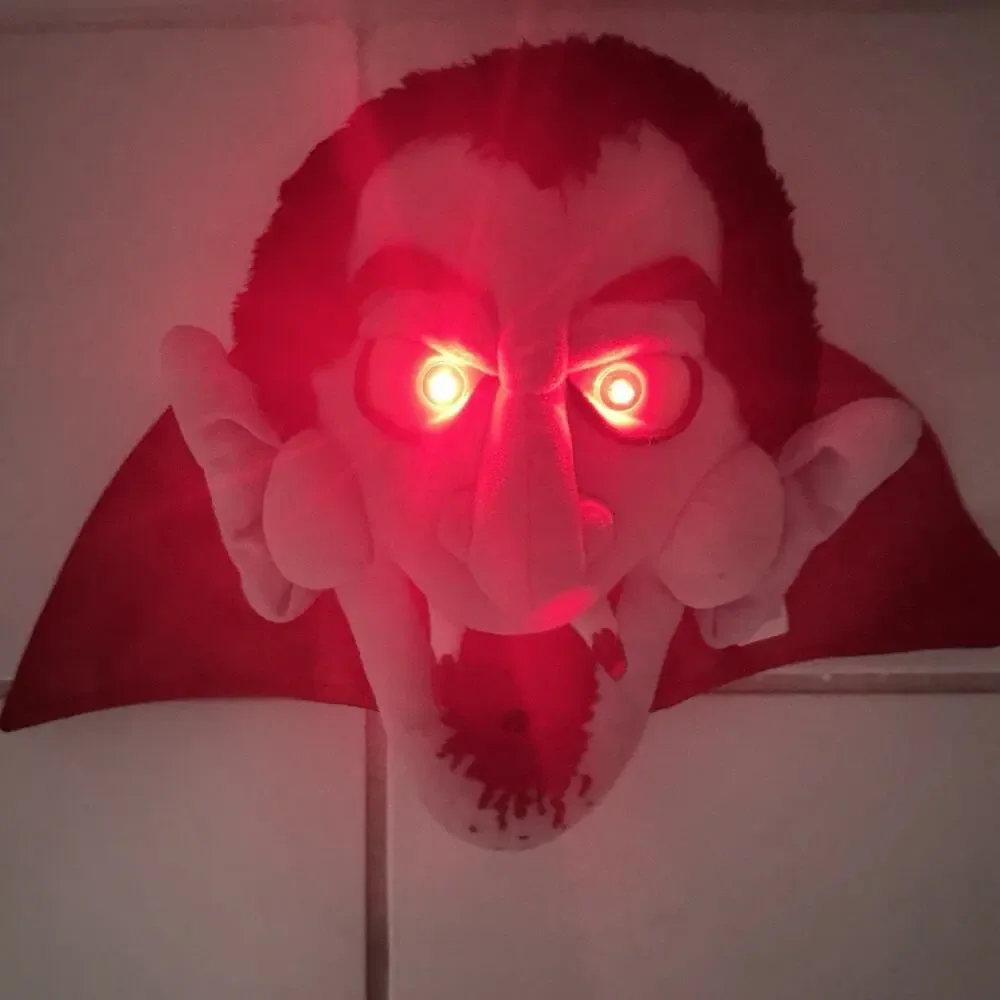 Y2K Halloween‎ Motion Activated Talking Lights Vampire Hanging Plush Kids Of Amr